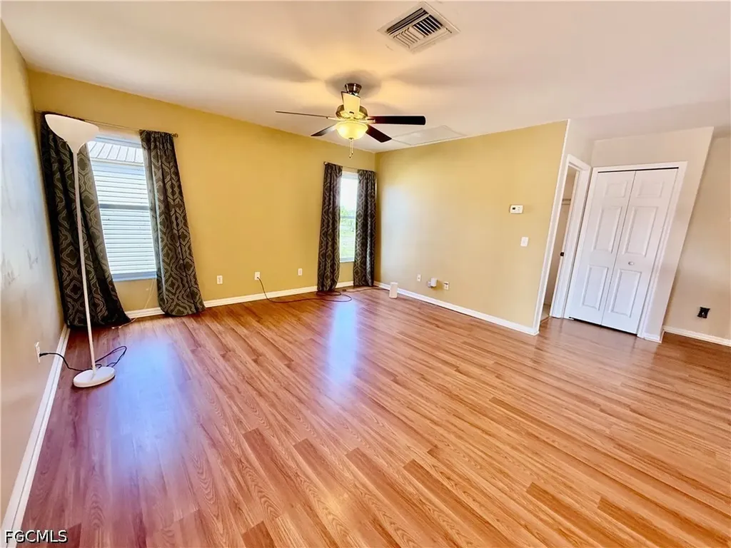 517 Peerless Circle Lehigh Acres FL 33974