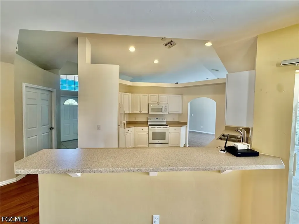 517 Peerless Circle Lehigh Acres FL 33974