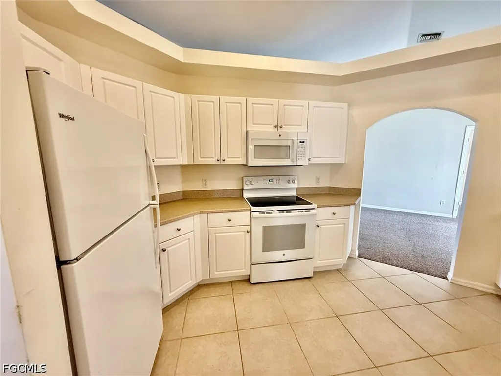 517 Peerless Circle Lehigh Acres FL 33974
