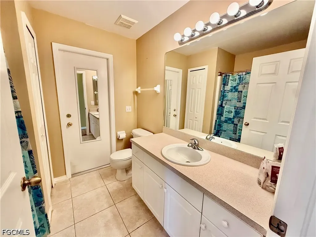 517 Peerless Circle Lehigh Acres FL 33974