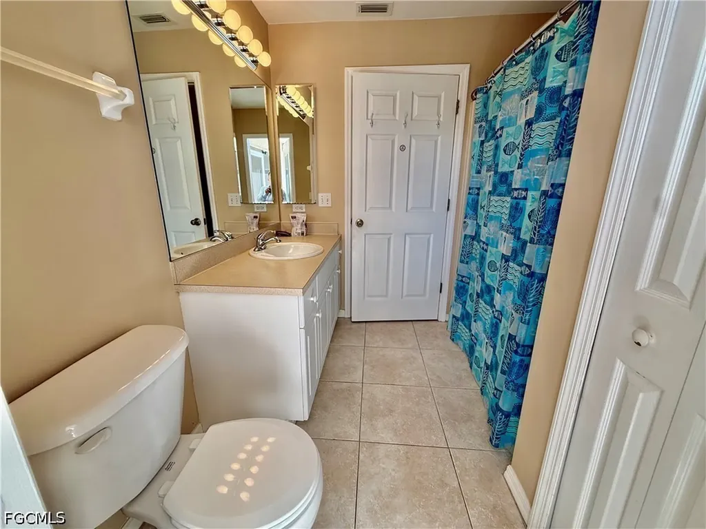 517 Peerless Circle Lehigh Acres FL 33974
