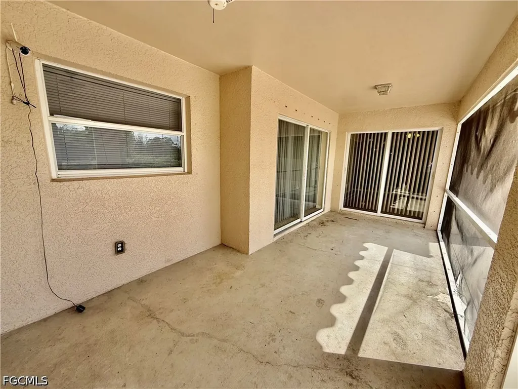 517 Peerless Circle Lehigh Acres FL 33974
