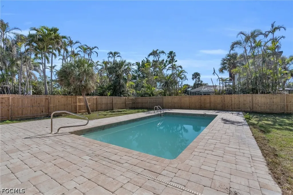 3941 Coquina Drive Sanibel FL 33957