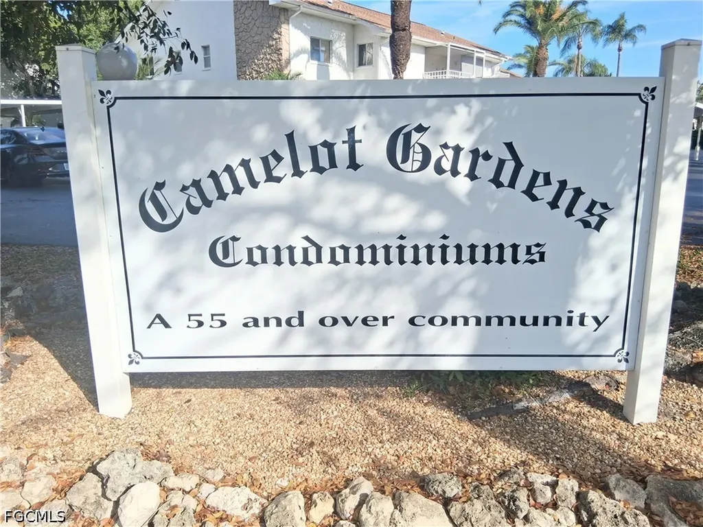 59 Camelot Gardens Boulevard Lehigh Acres FL 33936