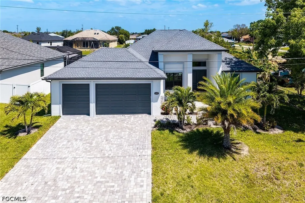 635 NE 7th Terrace Cape Coral FL 33909