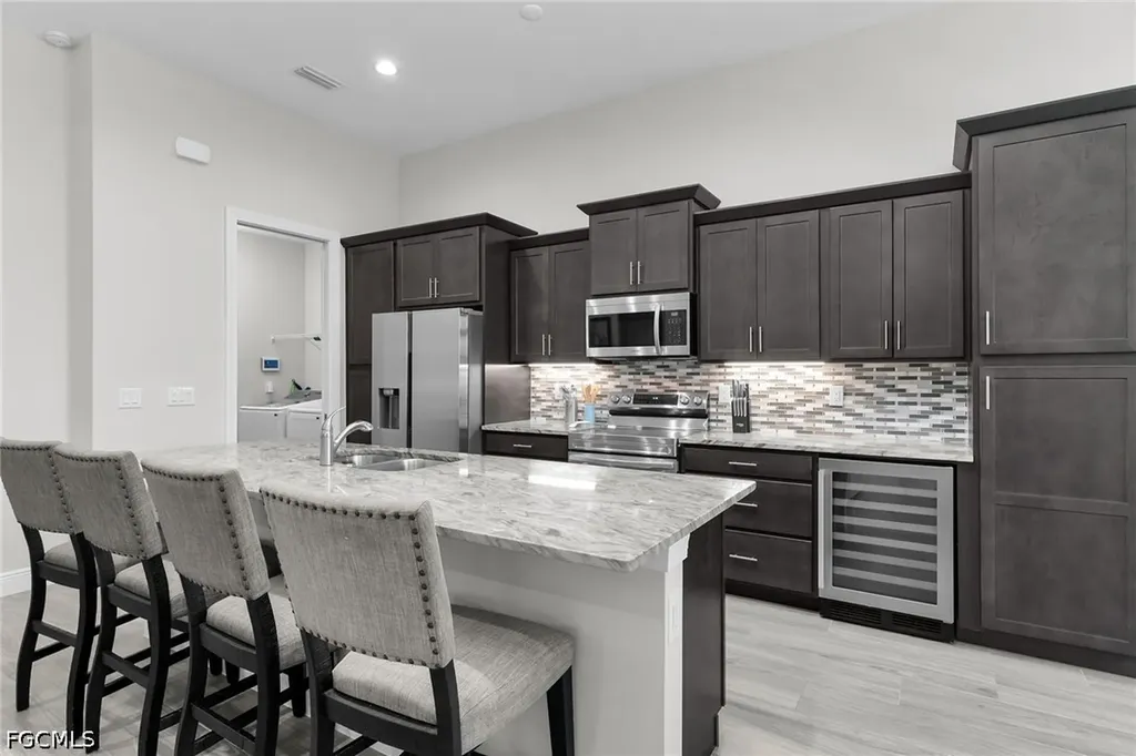 635 NE 7th Terrace Cape Coral FL 33909