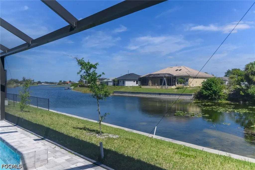 635 NE 7th Terrace Cape Coral FL 33909