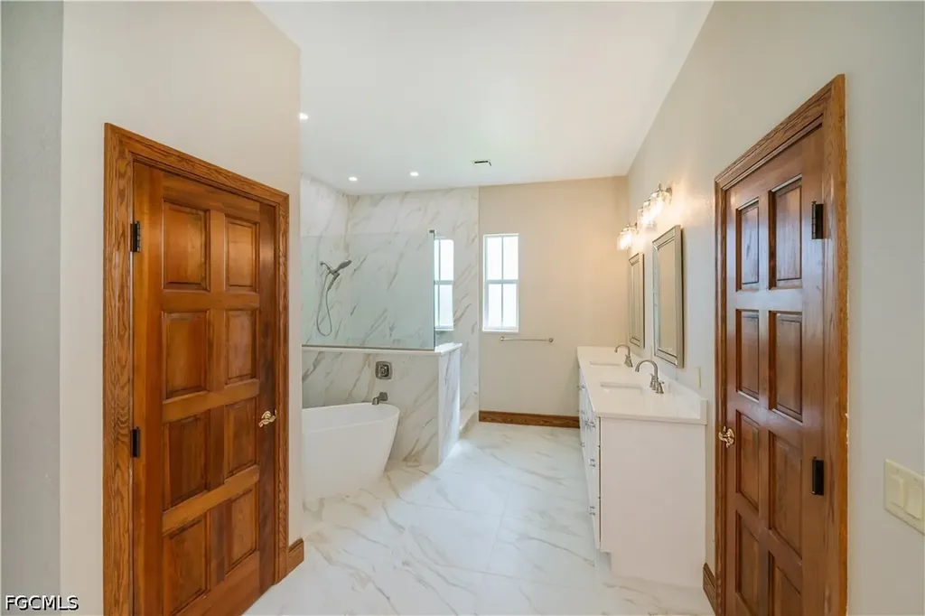 5019 Bal Harbor Boulevard Punta Gorda FL 33950