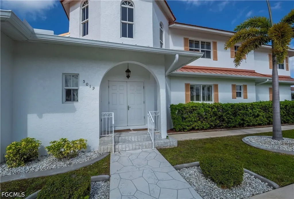 5019 Bal Harbor Boulevard Punta Gorda FL 33950