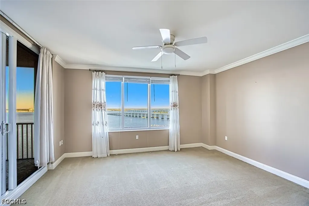 2090 W 1st Street Fort Myers FL 33901