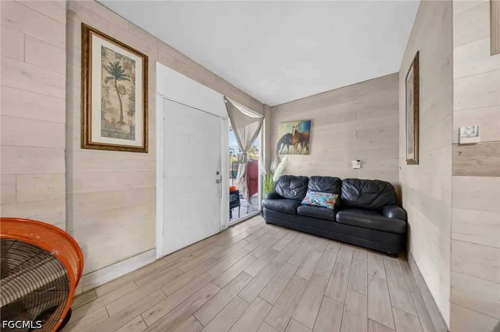 3871 White Boulevard Naples FL 34117