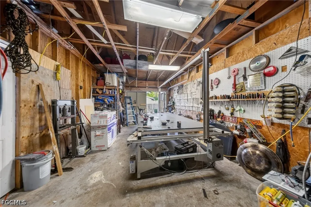 3871 White Boulevard Naples FL 34117