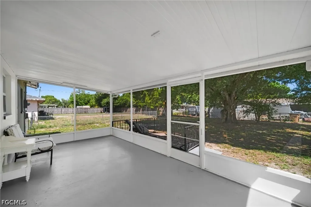 13444 Fourth Street Fort Myers FL 33905