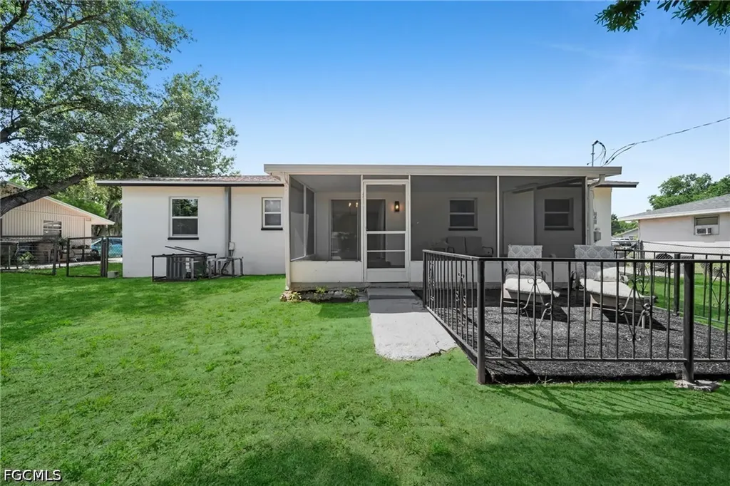 13444 Fourth Street Fort Myers FL 33905