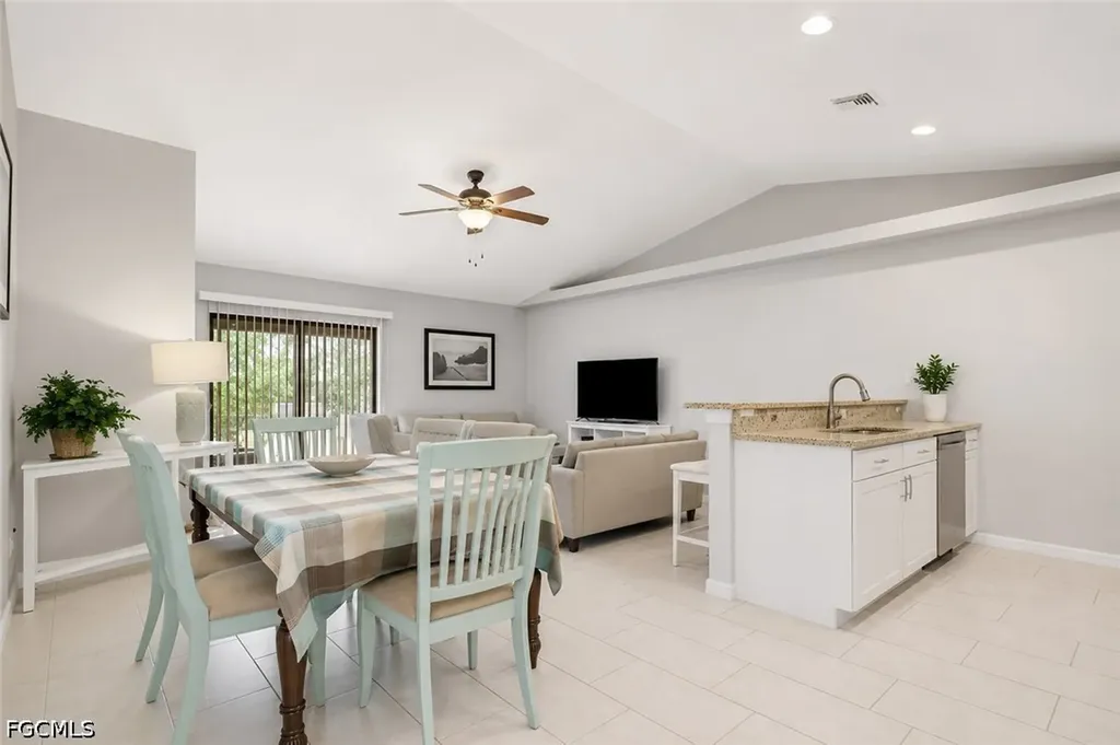 4137/4139 SW 8th Place Cape Coral FL 33914