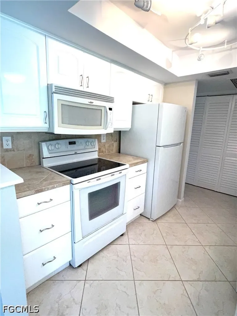 5775 Littlestone Court North Fort Myers FL 33903