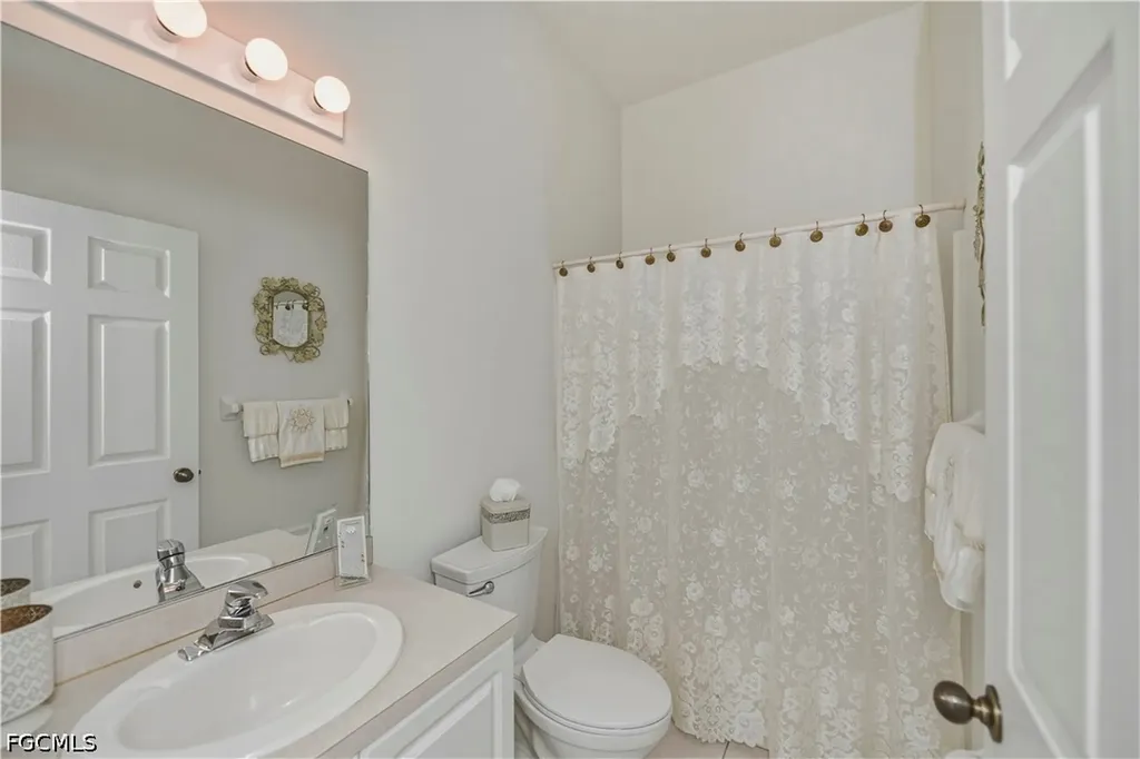 17716 Oakmont Ridge Circle Fort Myers FL 33967