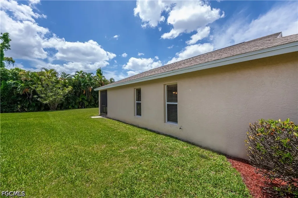 17716 Oakmont Ridge Circle Fort Myers FL 33967