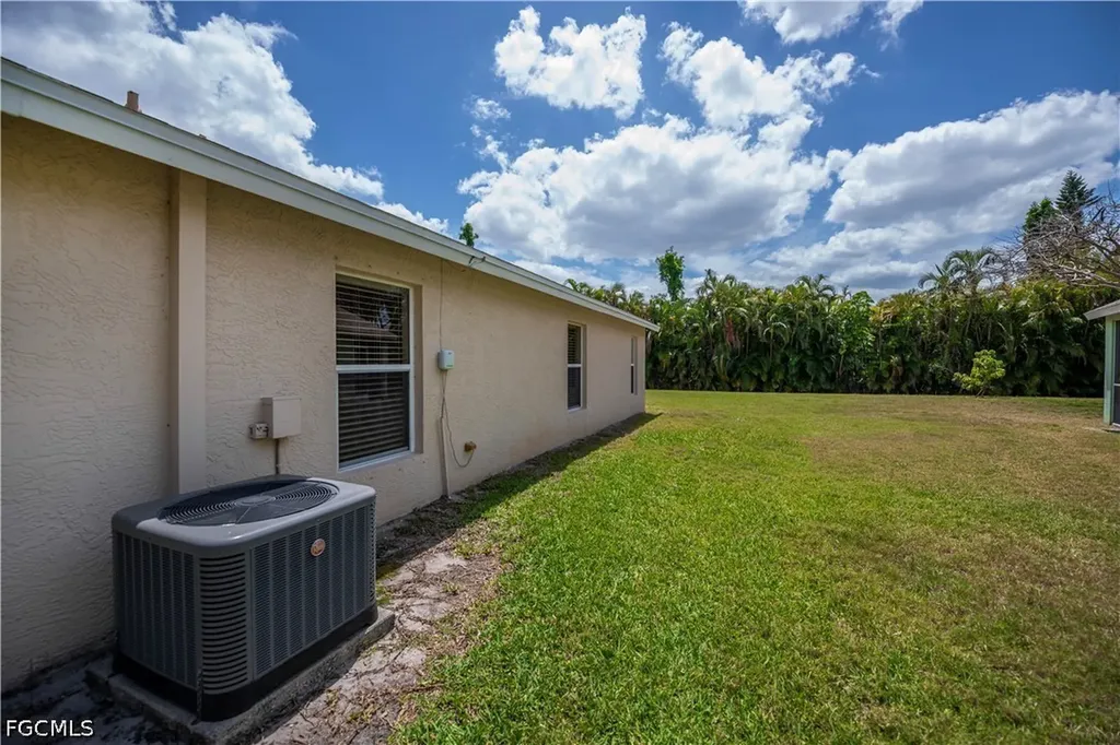 17716 Oakmont Ridge Circle Fort Myers FL 33967