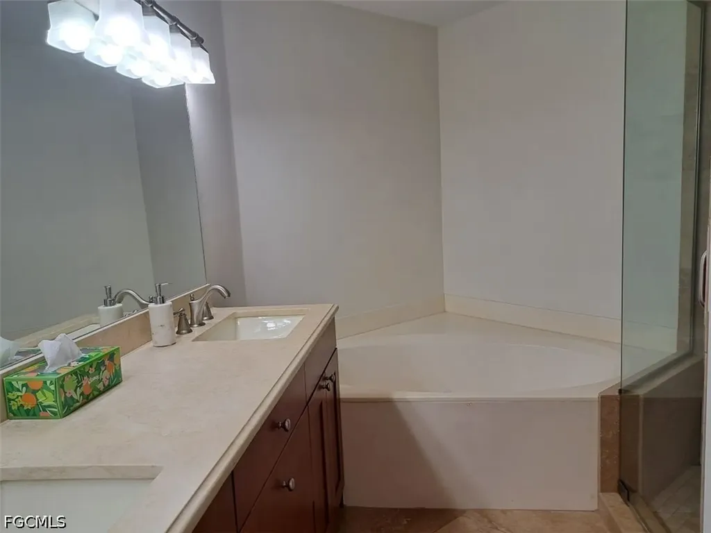 11271 Tamarind Cay Lane Fort Myers FL 33908