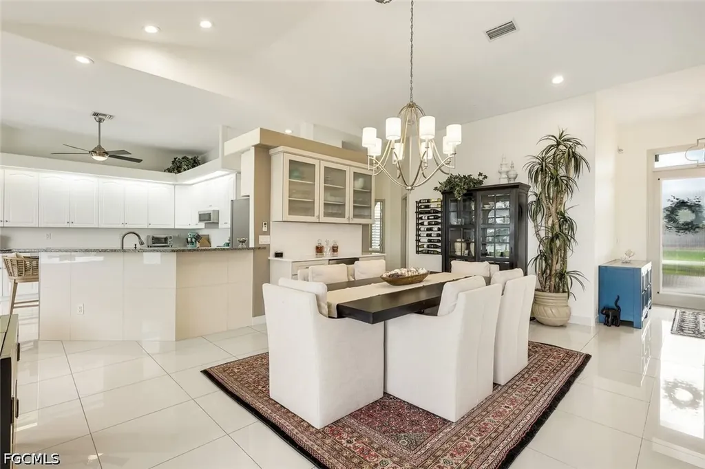 5011 SW 5th Place Cape Coral FL 33914