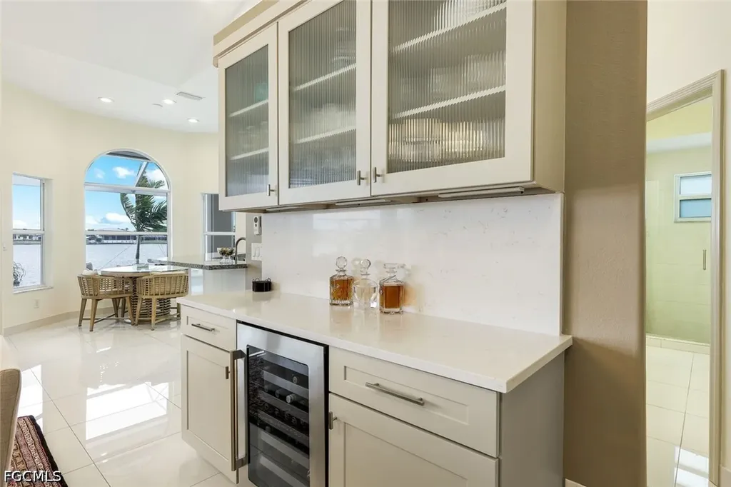 5011 SW 5th Place Cape Coral FL 33914