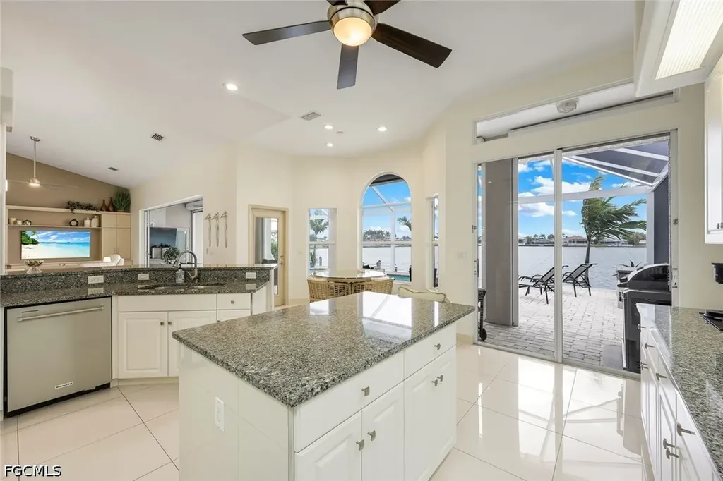 5011 SW 5th Place Cape Coral FL 33914