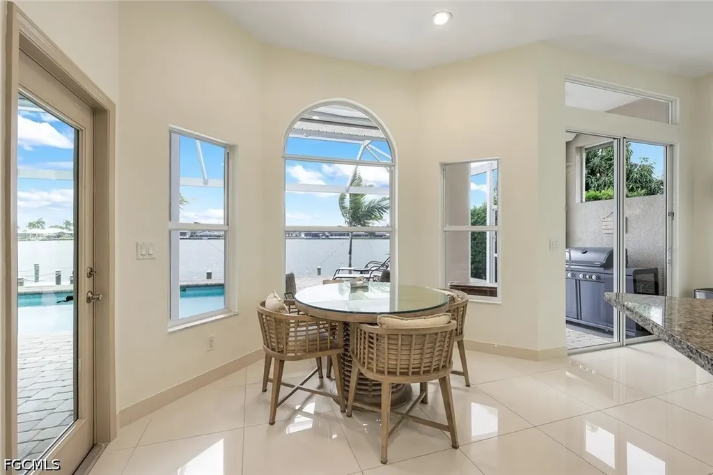 5011 SW 5th Place Cape Coral FL 33914