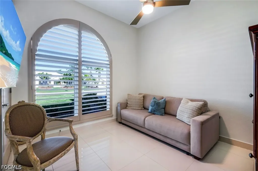 5011 SW 5th Place Cape Coral FL 33914
