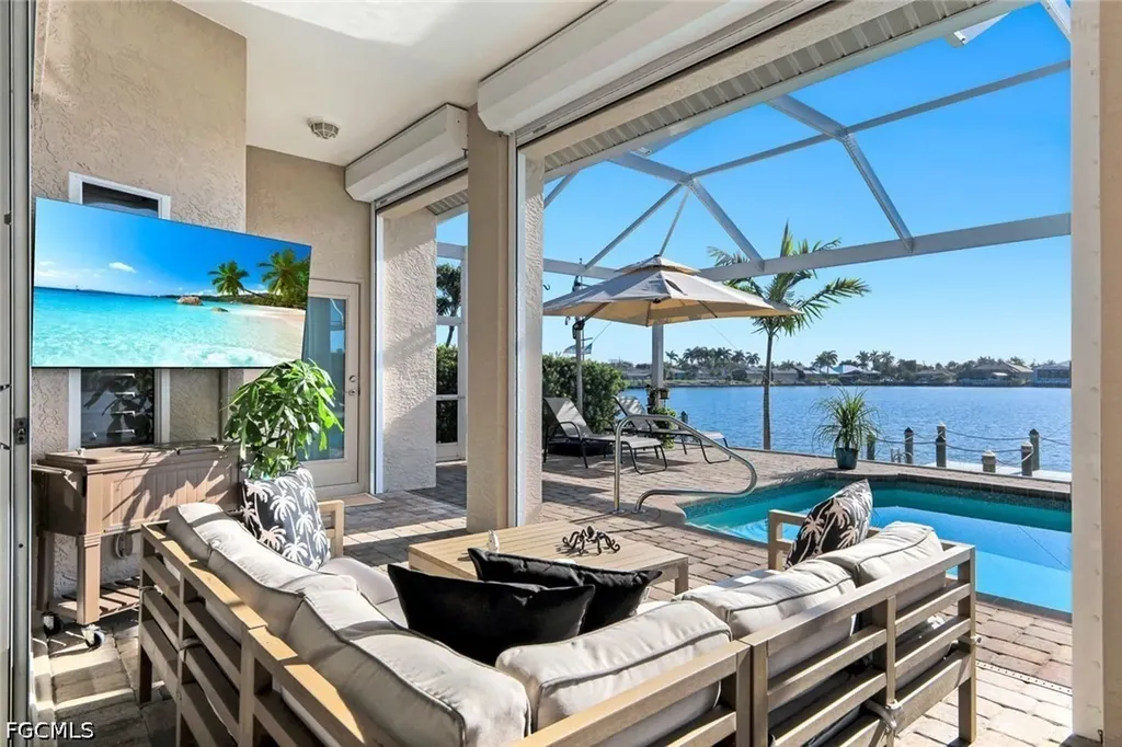 5011 SW 5th Place Cape Coral FL 33914