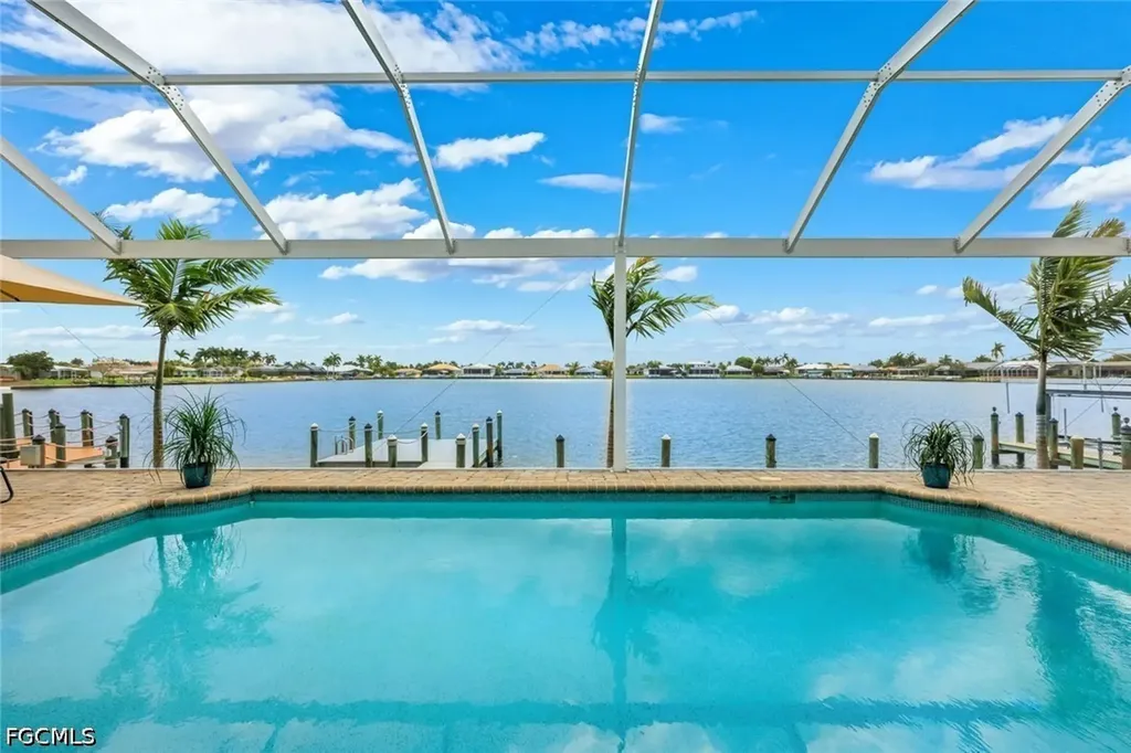 5011 SW 5th Place Cape Coral FL 33914