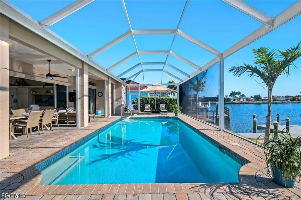 5011 SW 5th Place Cape Coral FL 33914