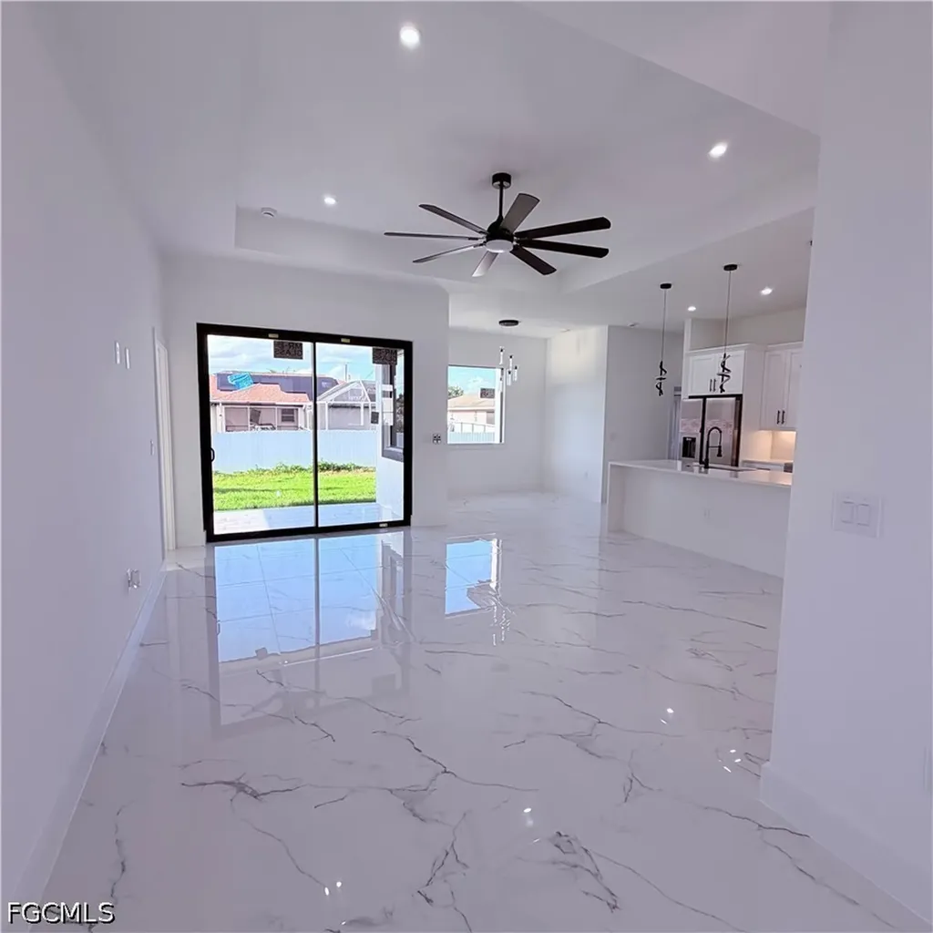 3910 10th Street W Lehigh Acres FL 33971