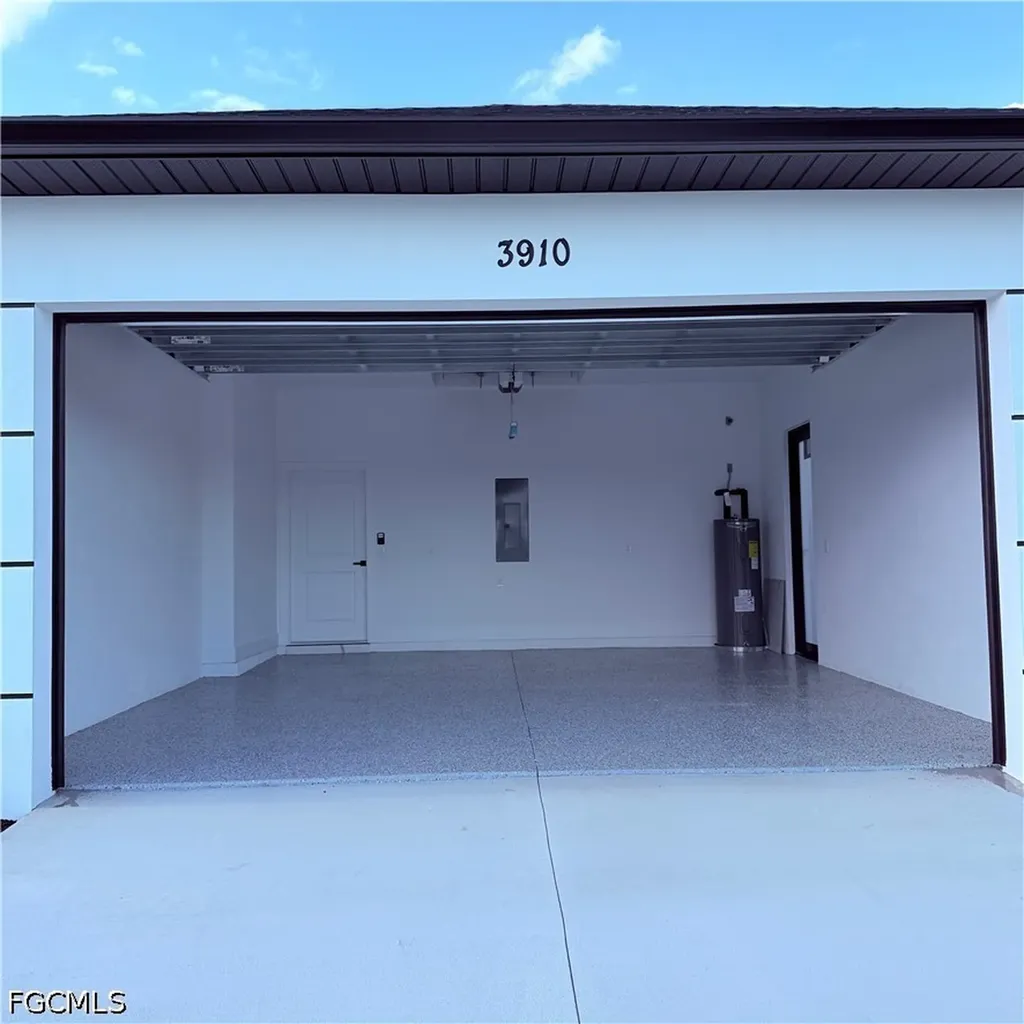 3910 10th Street W Lehigh Acres FL 33971