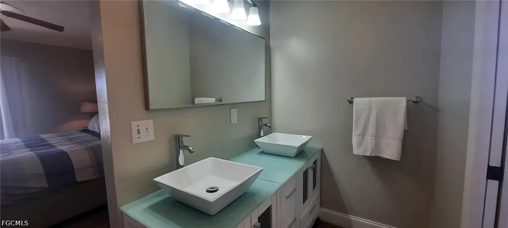 3502 SE 16th Place Cape Coral FL 33904