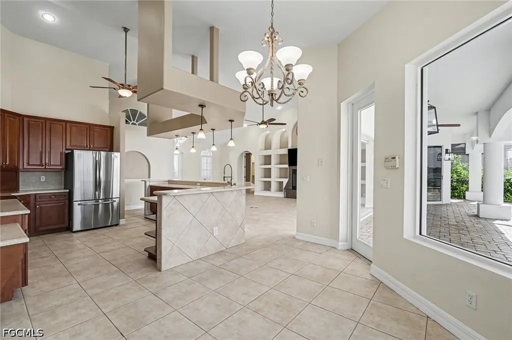 4214 Gulfstream Parkway Cape Coral FL 33993