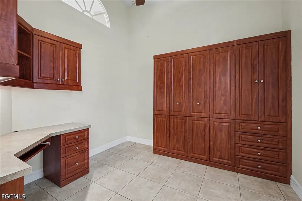 4214 Gulfstream Parkway Cape Coral FL 33993