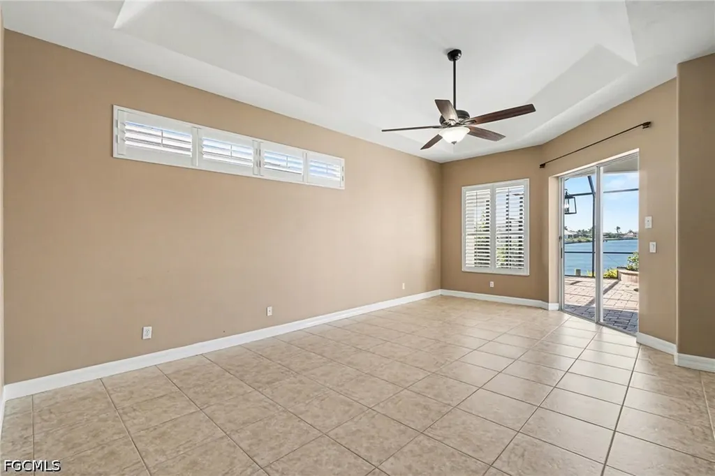 4214 Gulfstream Parkway Cape Coral FL 33993