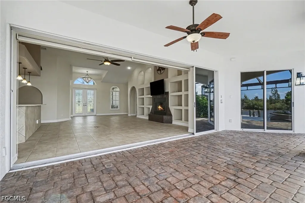 4214 Gulfstream Parkway Cape Coral FL 33993