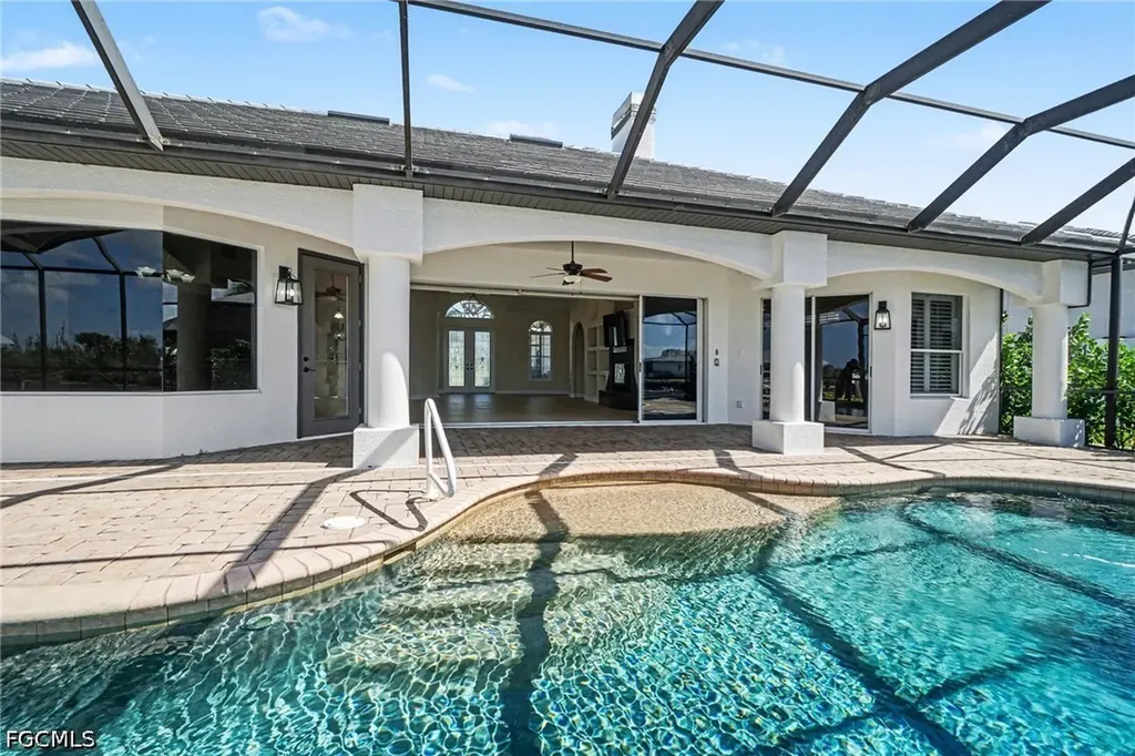 4214 Gulfstream Parkway Cape Coral FL 33993