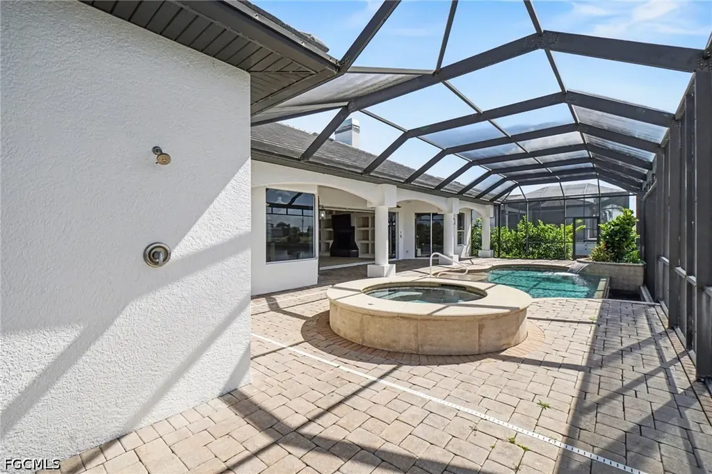 4214 Gulfstream Parkway Cape Coral FL 33993