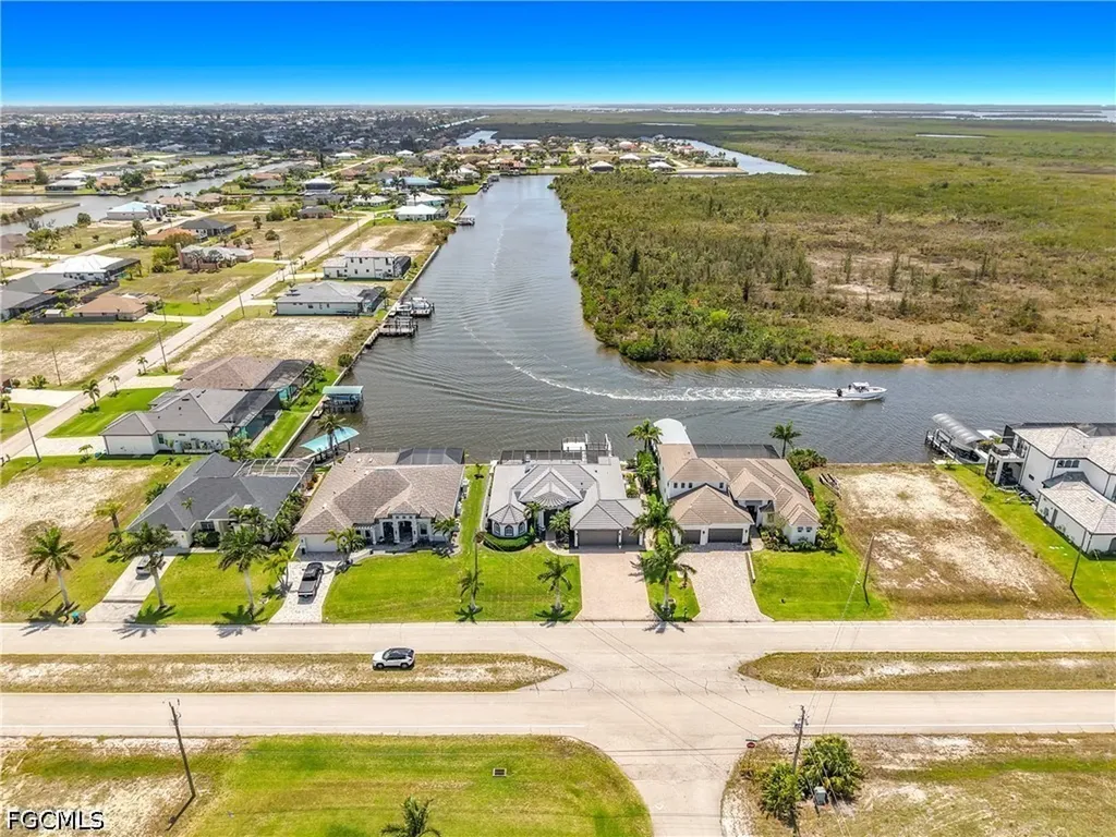 4214 Gulfstream Parkway Cape Coral FL 33993