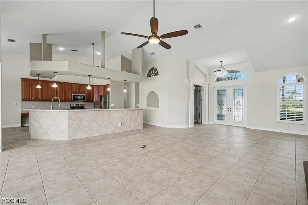 4214 Gulfstream Parkway Cape Coral FL 33993