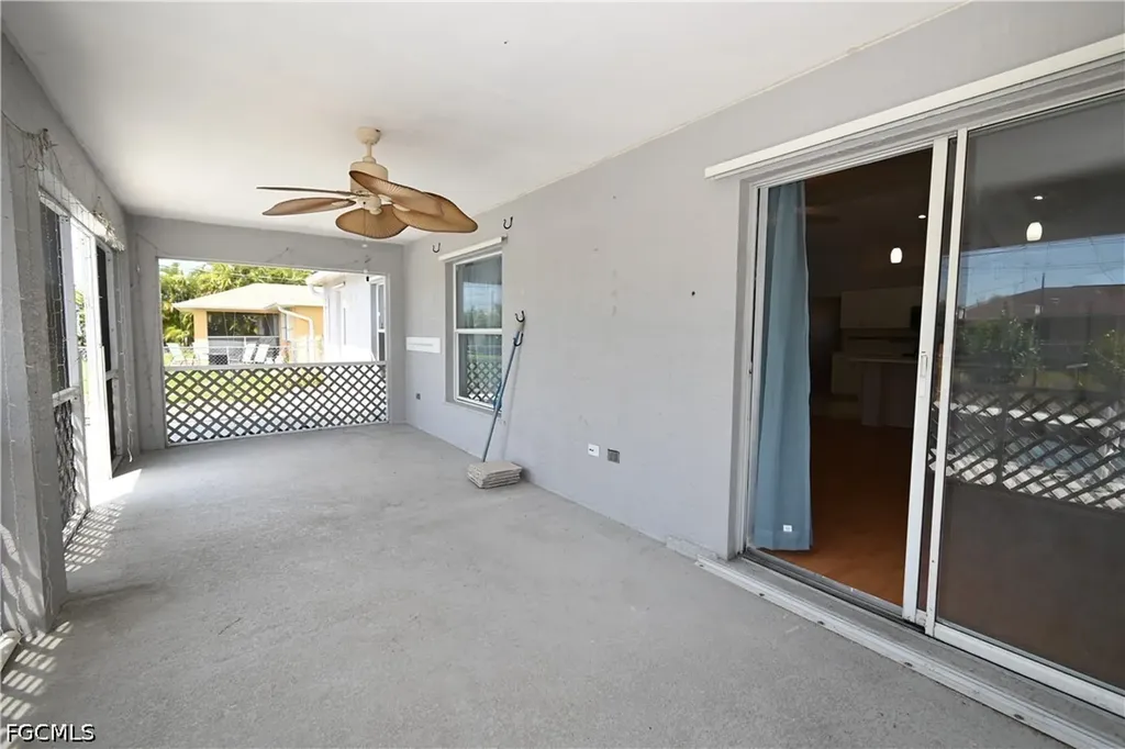 136 SE 19th Lane Cape Coral FL 33990