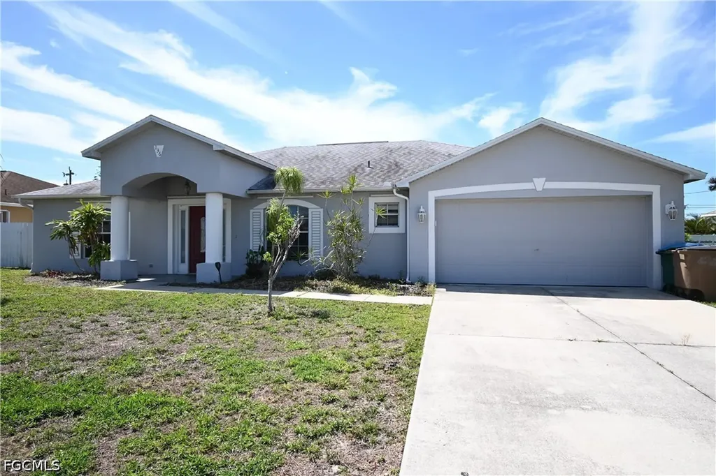 136 SE 19th Lane Cape Coral FL 33990