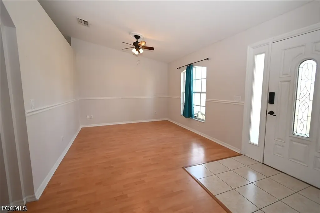 136 SE 19th Lane Cape Coral FL 33990