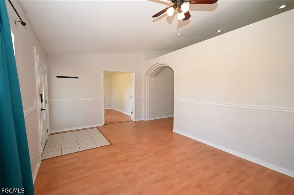 136 SE 19th Lane Cape Coral FL 33990