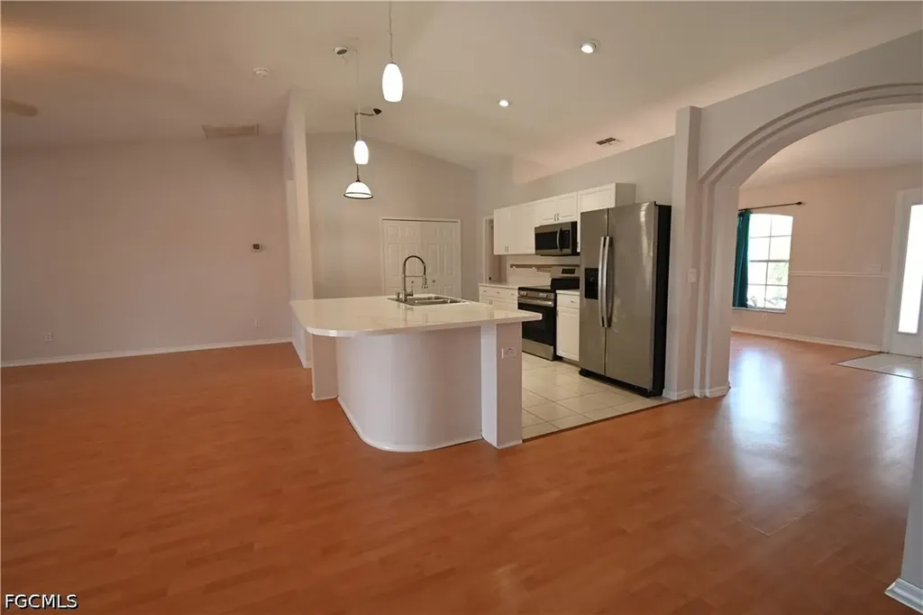 136 SE 19th Lane Cape Coral FL 33990