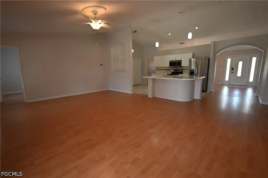 136 SE 19th Lane Cape Coral FL 33990