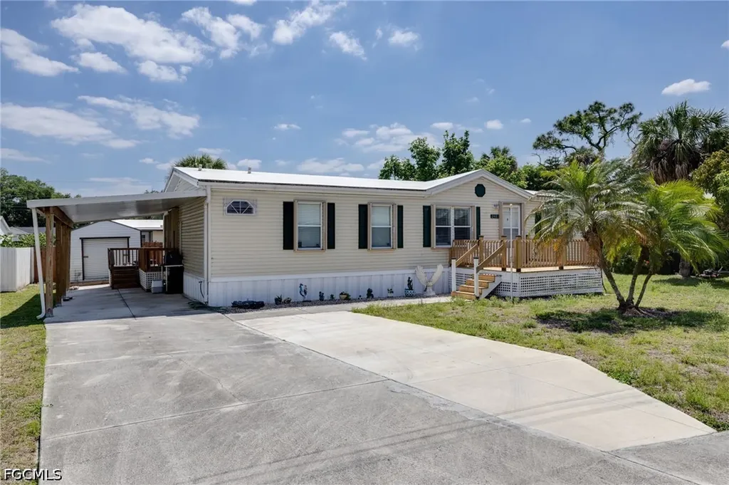 2480 Austin Smith Court North Fort Myers FL 33917